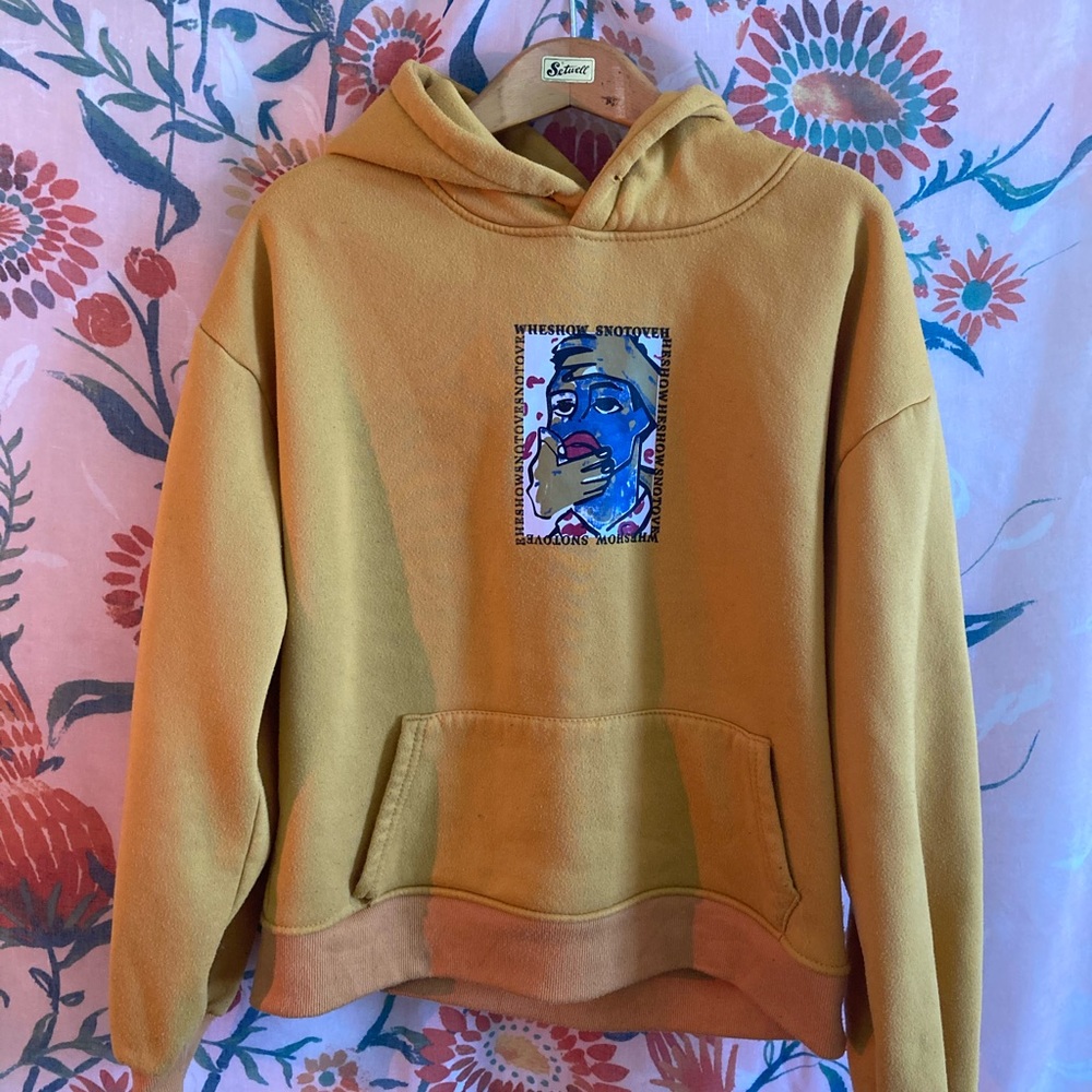 Yellow Design Hoodie ☺️